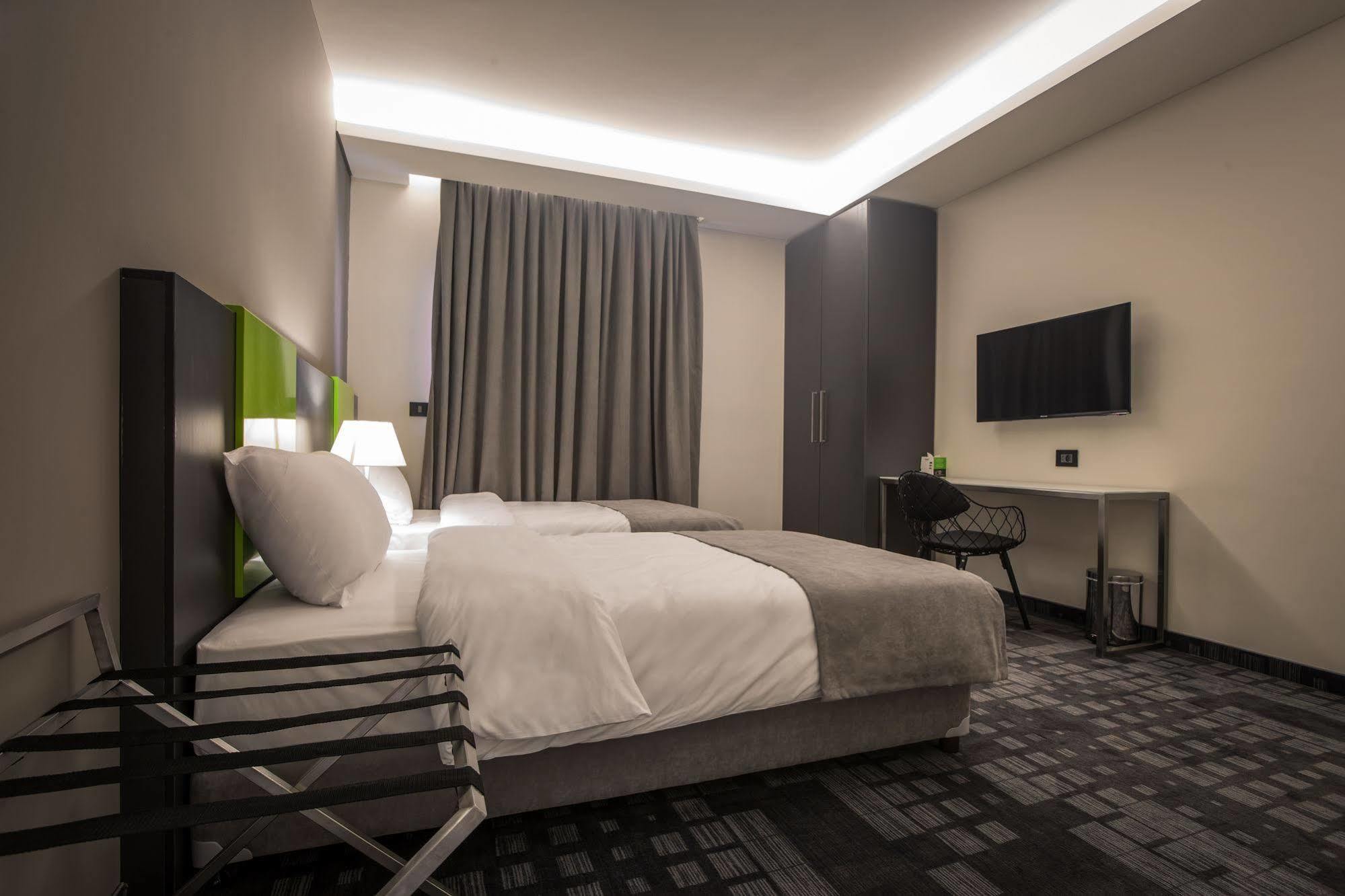 Studio 44 เบรุต ภายนอก รูปภาพ